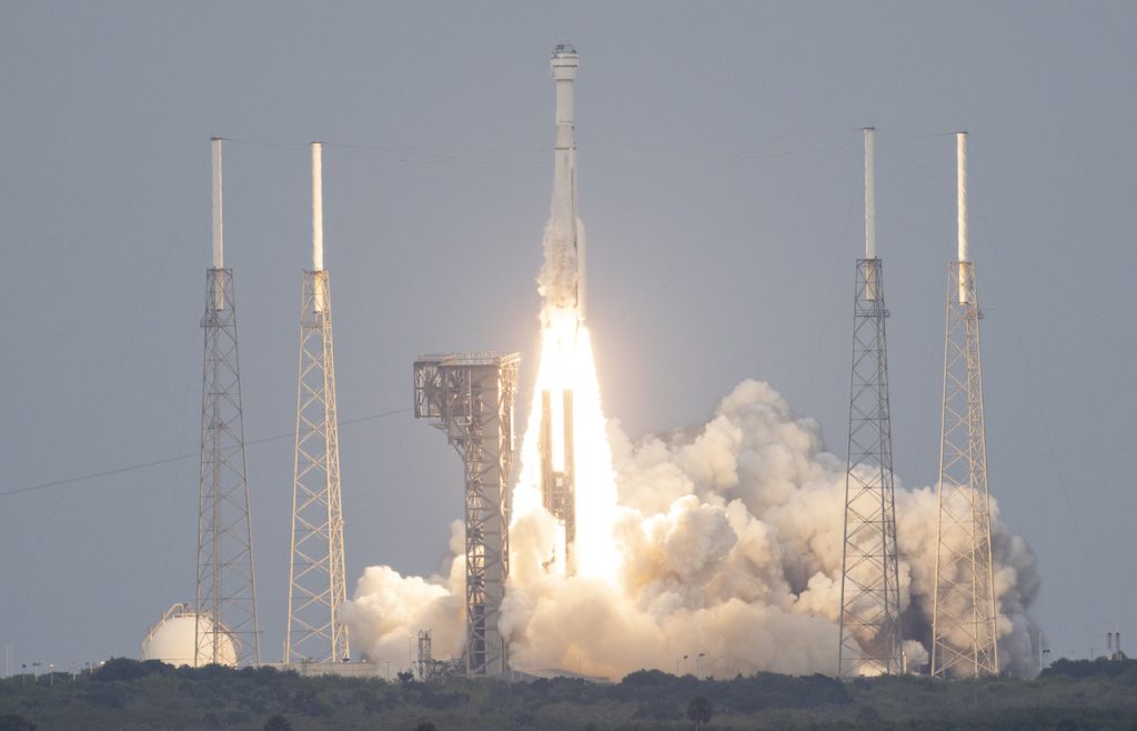 The liftoff of the Atlas V rocket